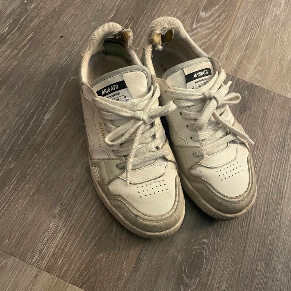 Axel Arigato sneakers